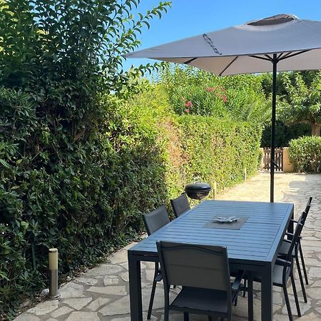 Calme Et Confort En Rez-De-Jardin La Londe-les-Maures Esterno foto